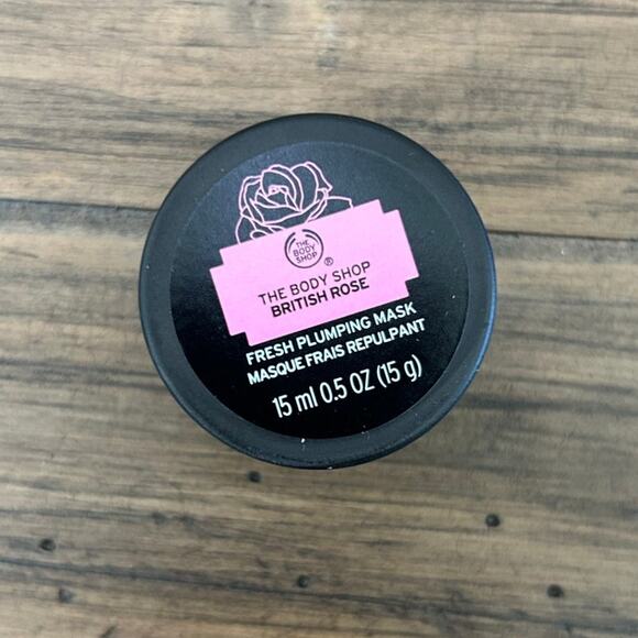 The Body Shop British Rose TRAVEL SET Hand Cream Body Scrub Shower Gel NLA HTF - Picture 4 of 10